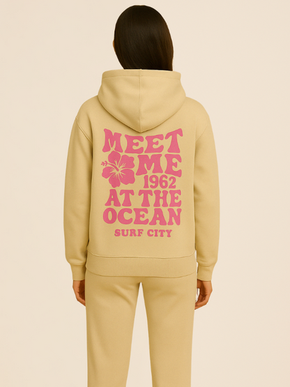 Mila - Comfy Oversized Tracksuit with Surf City Back Print