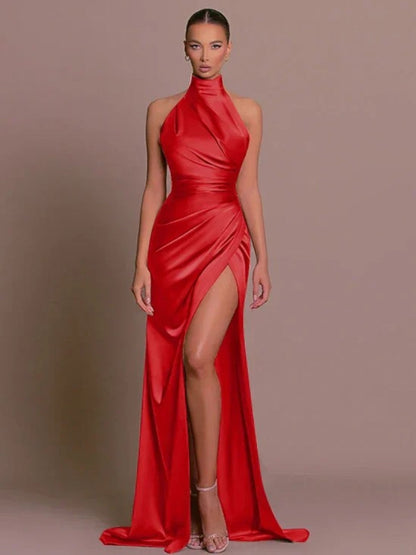 Livia | Sleek Slit Gown