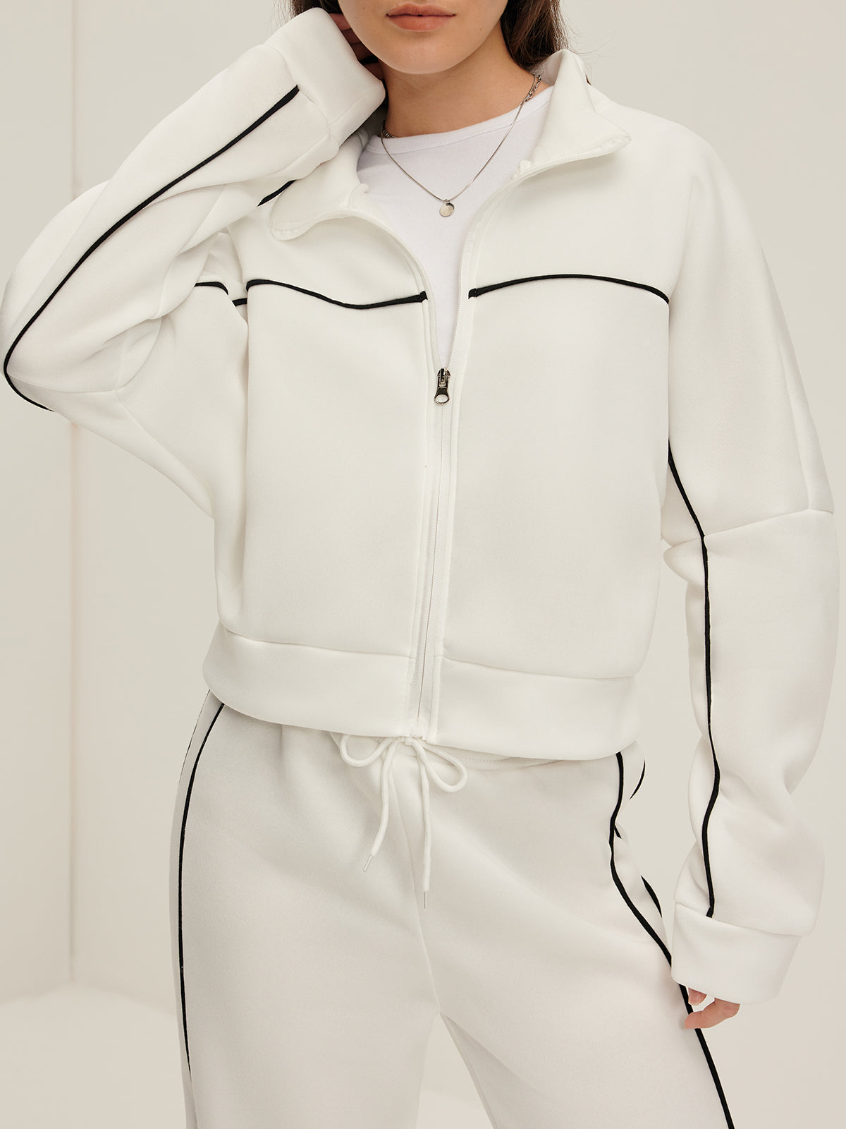 Vivara Contrast Trim Zipper Pants Set