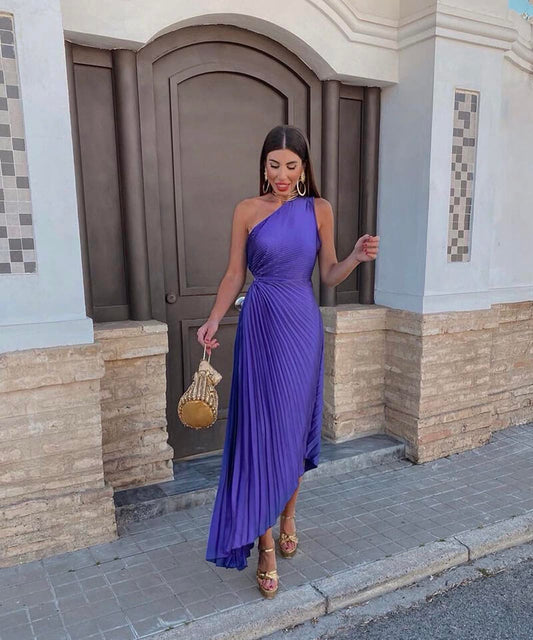 Celeste – Elegant One-Shoulder Midi Dress